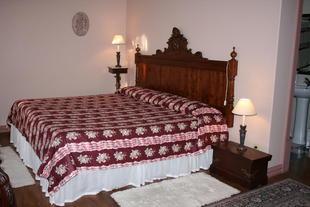 Casa Dos Vargos Bed & Breakfast ตอร์เฮสนอวาส ภายนอก รูปภาพ